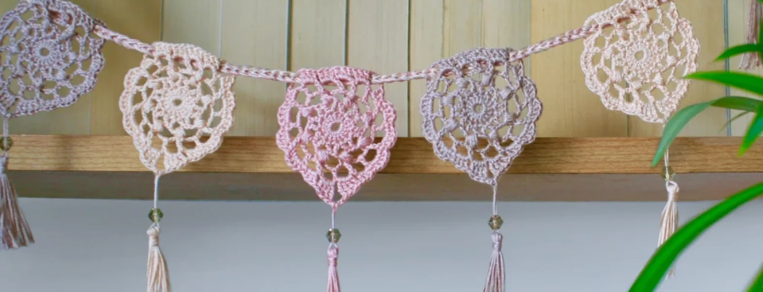 Crocheted bunting by crochet graduate Eve Llewellyn.